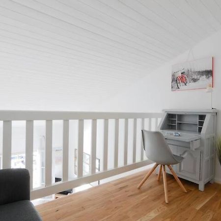 Sur L'Ilot De St Martin Au Centre Du Port Vue Exceptionnelle ! Apartment Saint-Martin-de-Ré Екстериор снимка